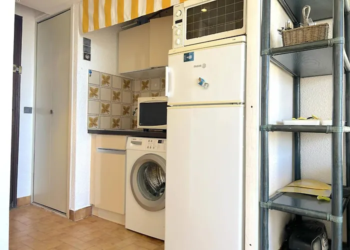 3 Pieces 6 Pers Avec Terrasse, Clim, Piscine Privee, Parking - Fr-1-251-81 Appartement *