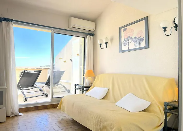 3 Pieces 6 Pers Avec Terrasse, Clim, Piscine Privee, Parking - Fr-1-251-81 * Le Lavandou